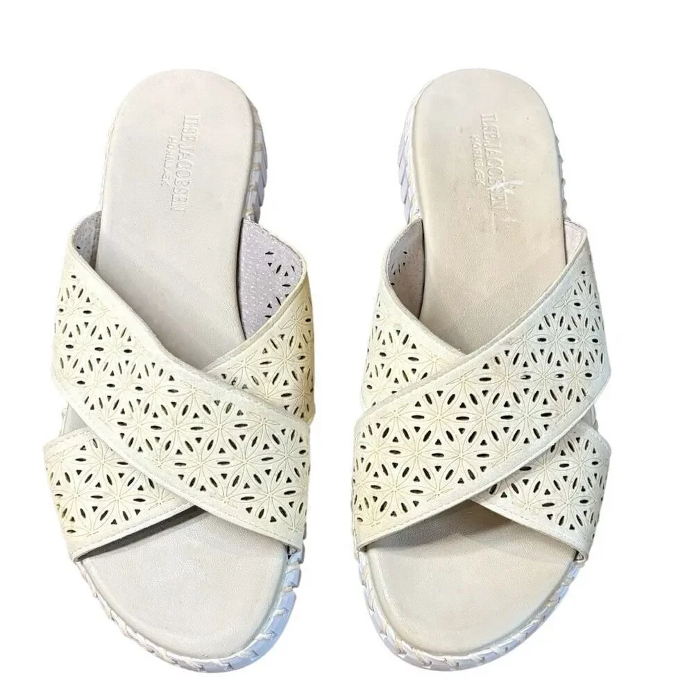 Ilse Jacobsen Tulip Criss Cross Flat Comfort Sandals in Off White Size 41/11